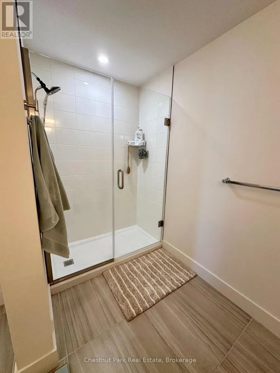 413 - 4 KIMBERLY LANE, #413