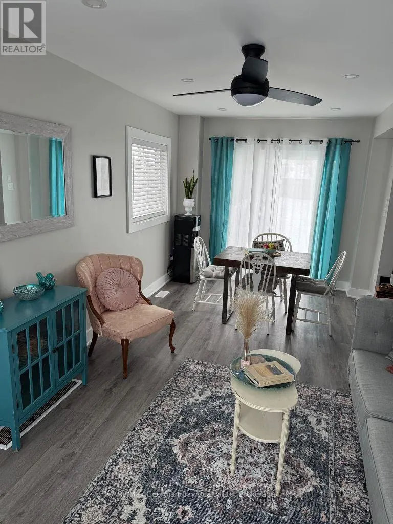 334 ROSE CRESCENT