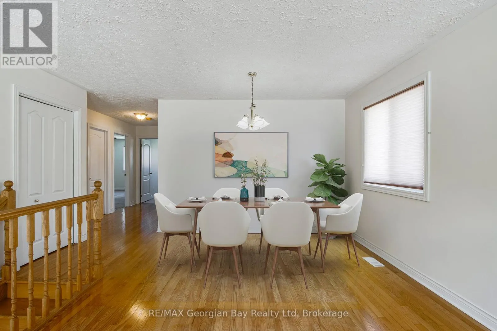 20 - 90 THOMPSON ROAD, #20