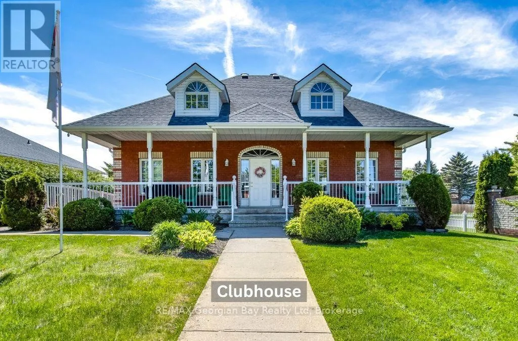 20 - 90 THOMPSON ROAD, #20