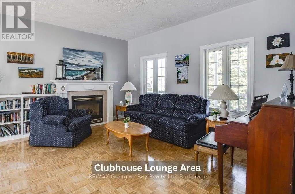 20 - 90 THOMPSON ROAD, #20