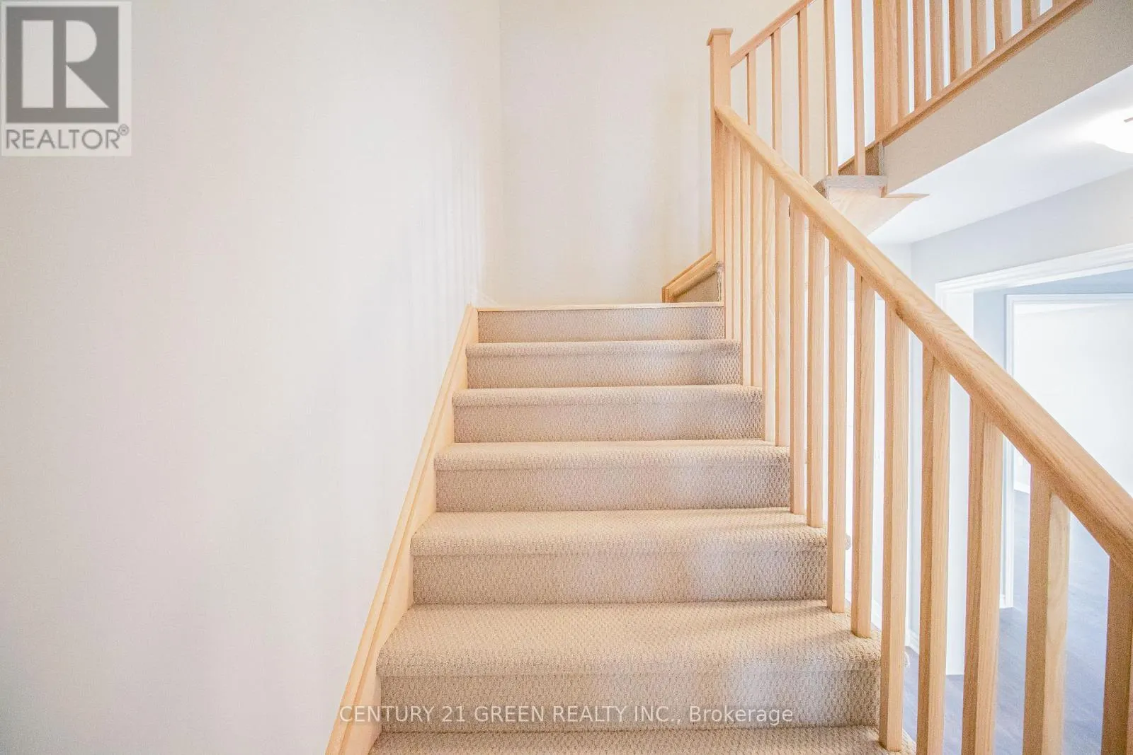 274 SPRINGFIELD CRESCENT