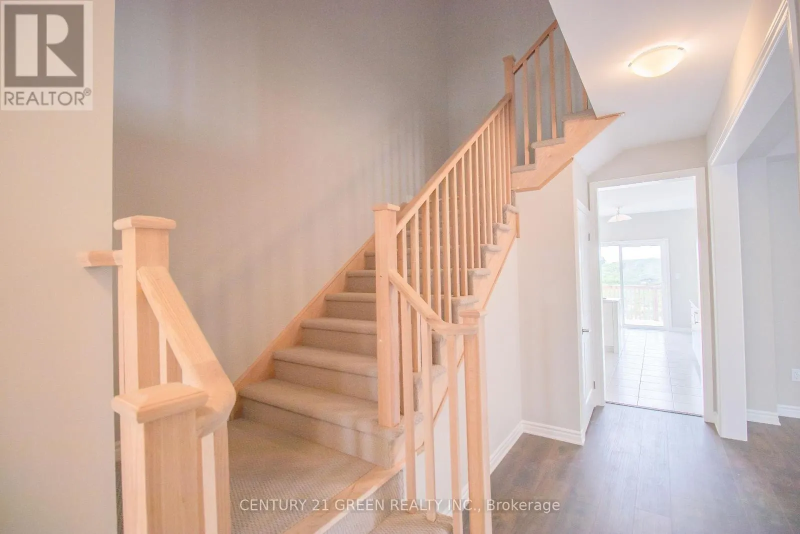 274 SPRINGFIELD CRESCENT