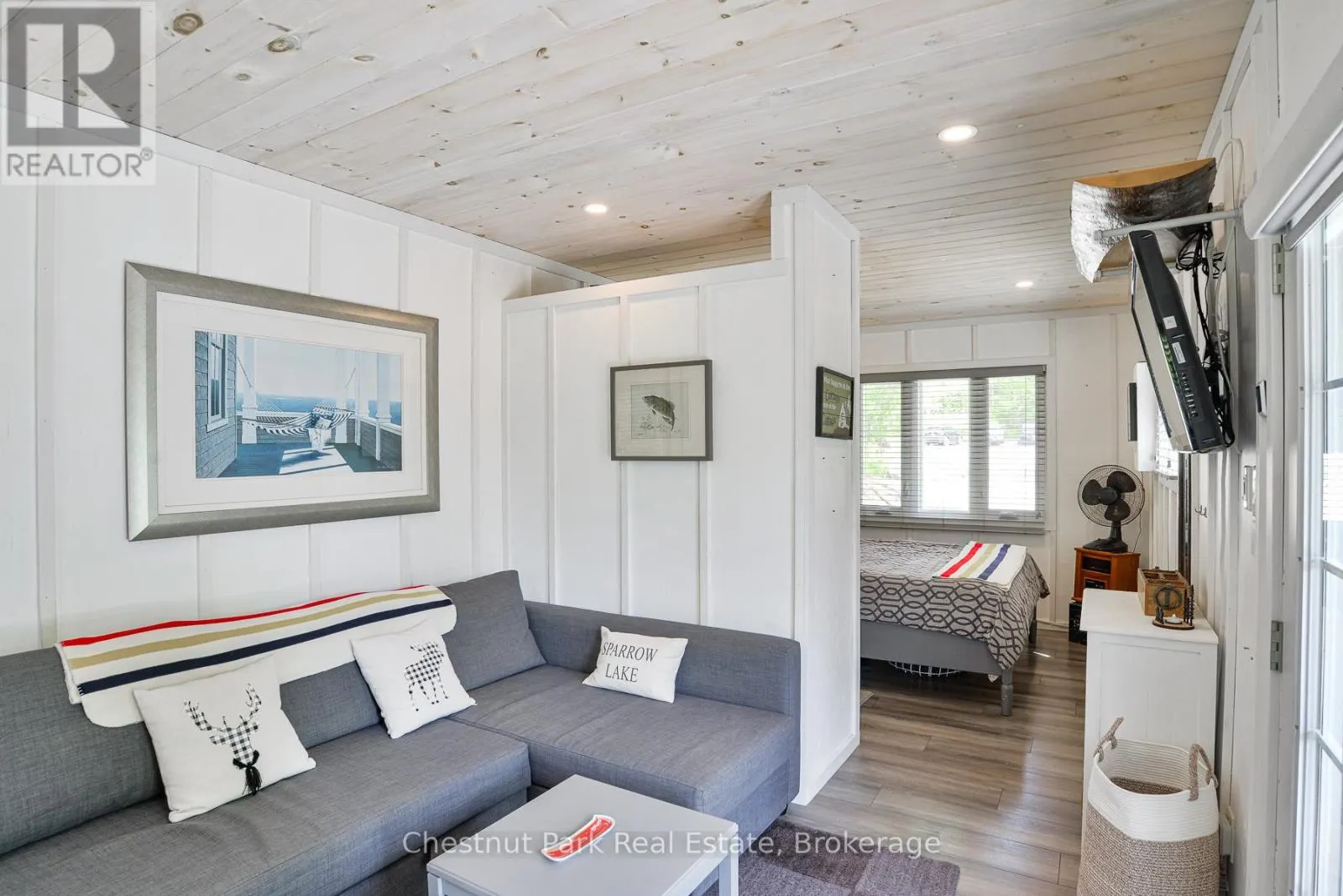 4458 RIVERVIEW DRIVE