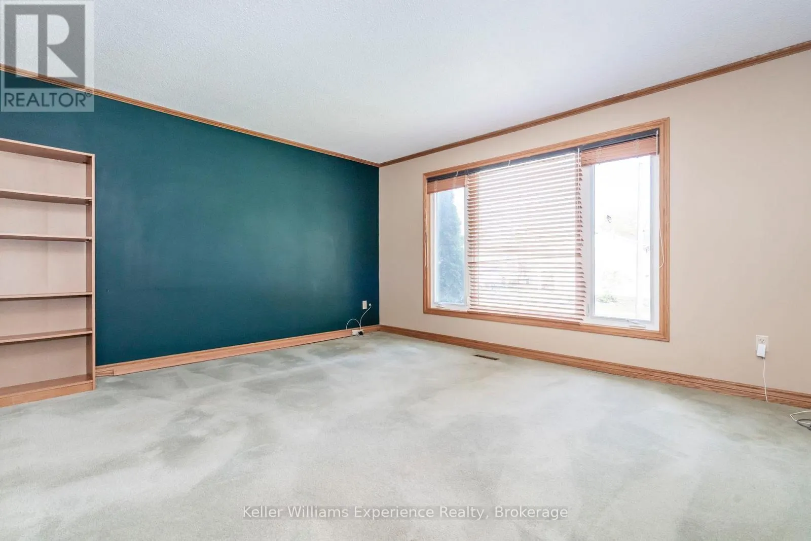 309 LESCAUT ROAD