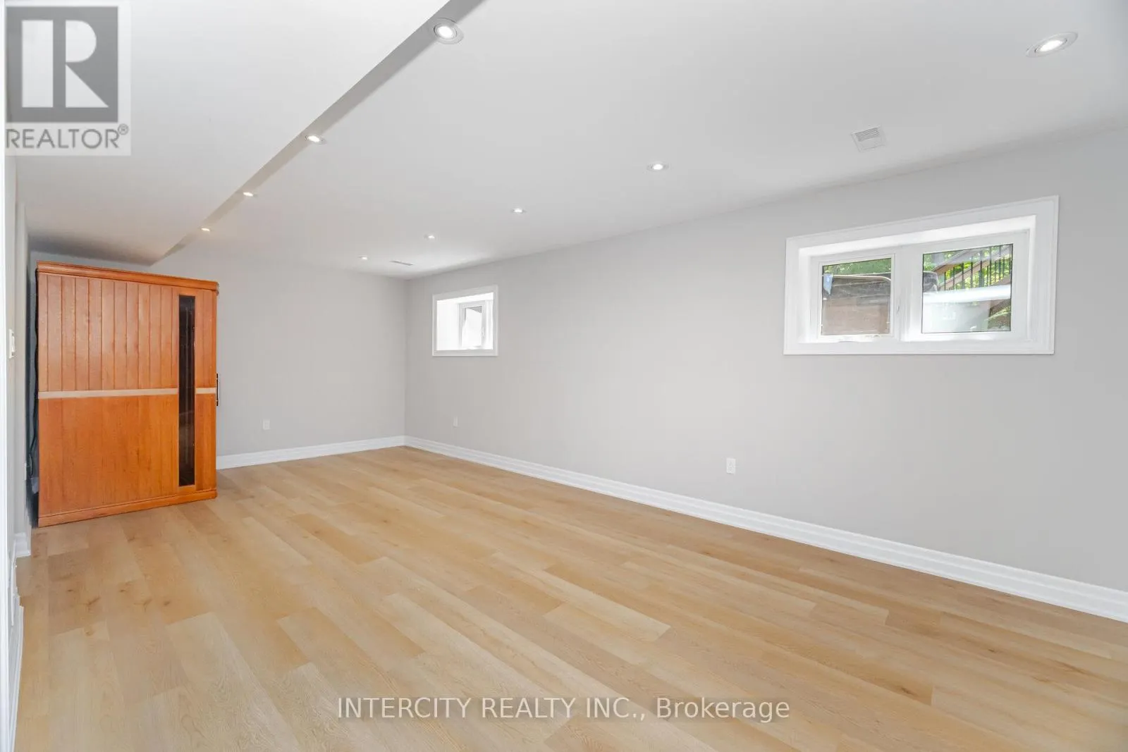 41 TALL PINES DRIVE