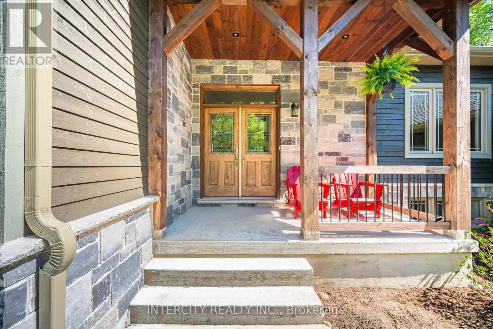 41 TALL PINES DRIVE