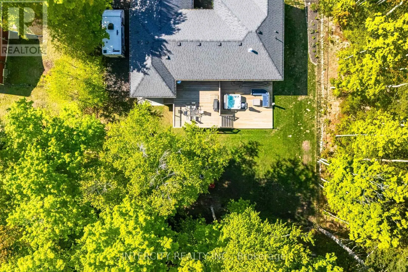 41 TALL PINES DRIVE