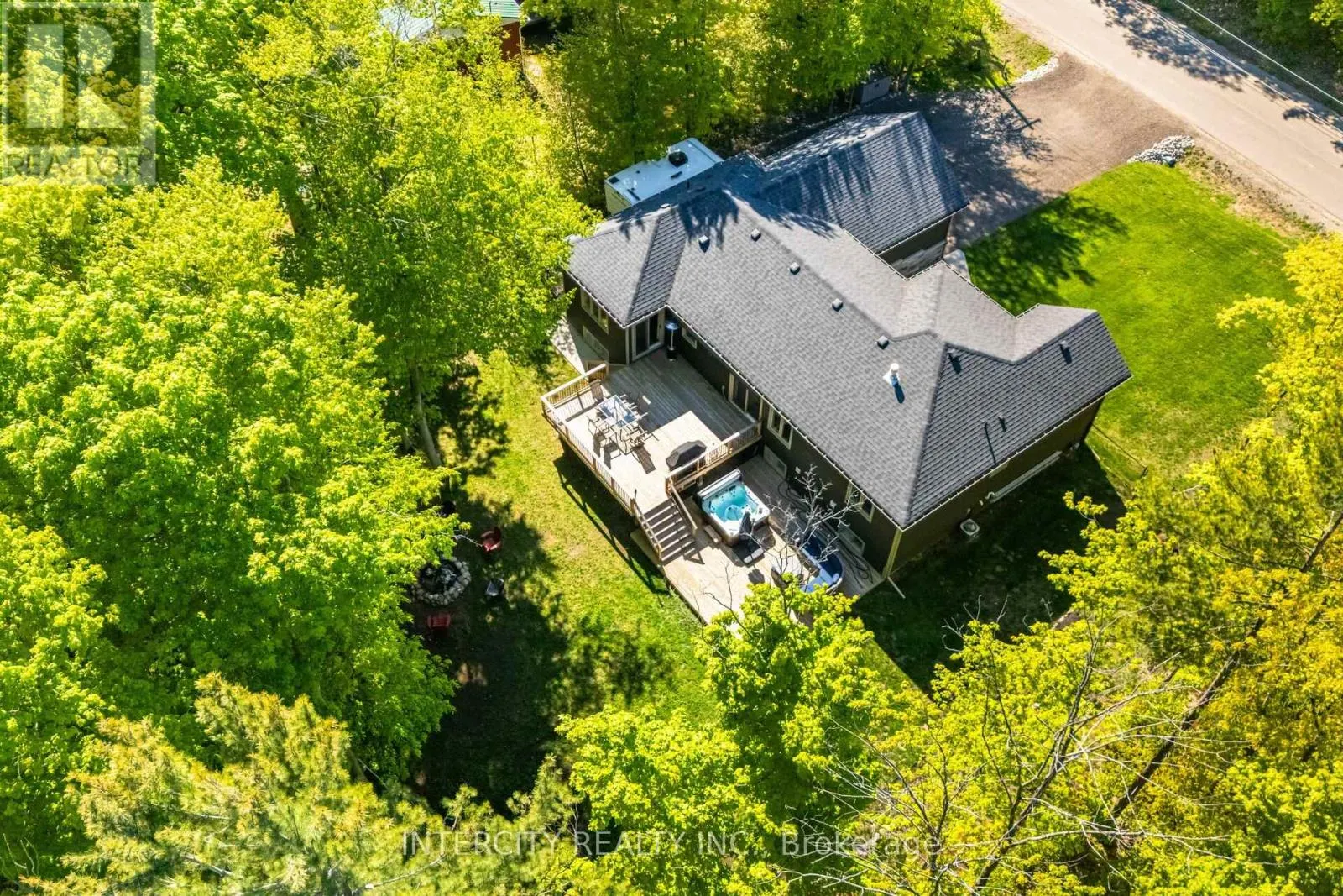 41 TALL PINES DRIVE