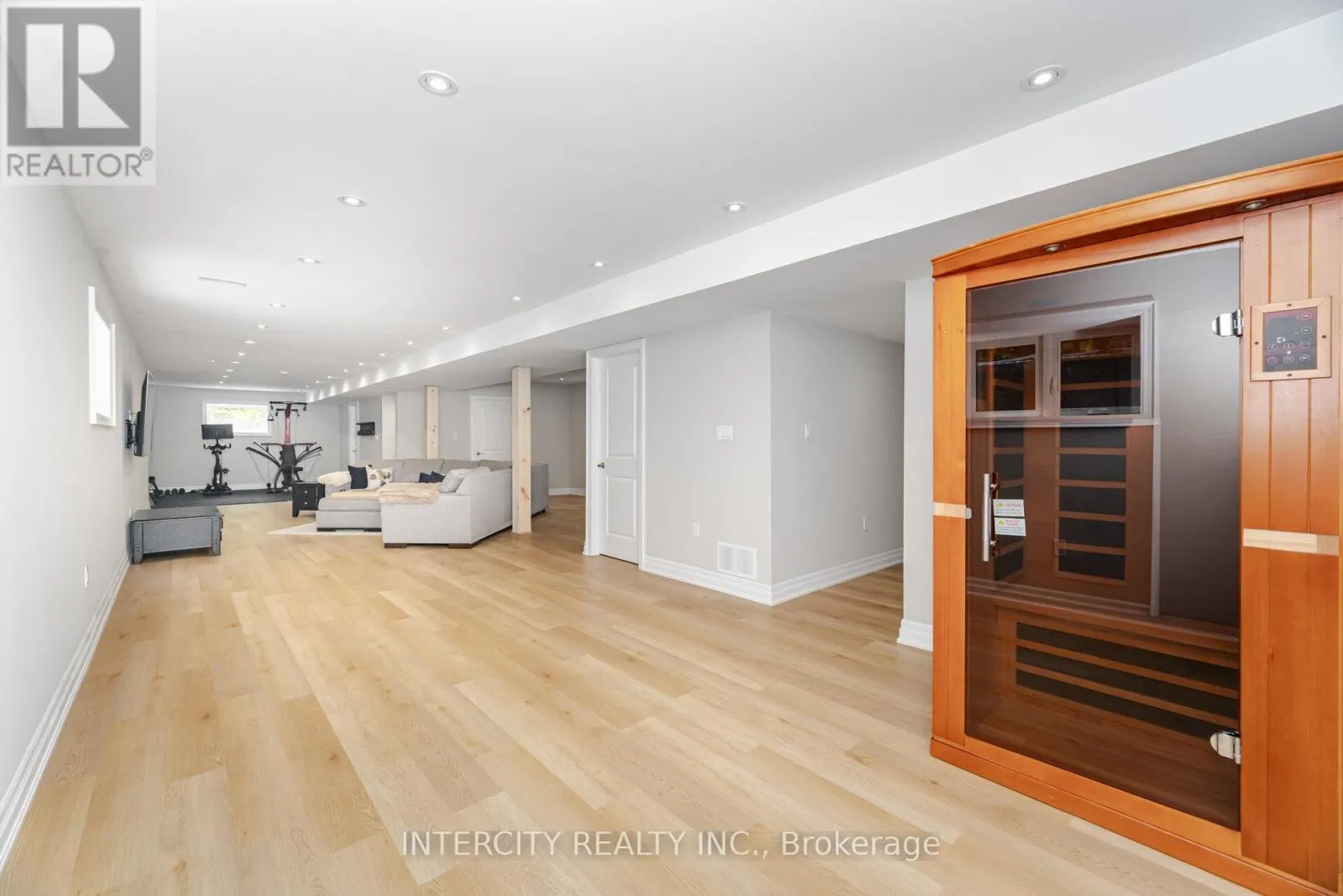 41 TALL PINES DRIVE