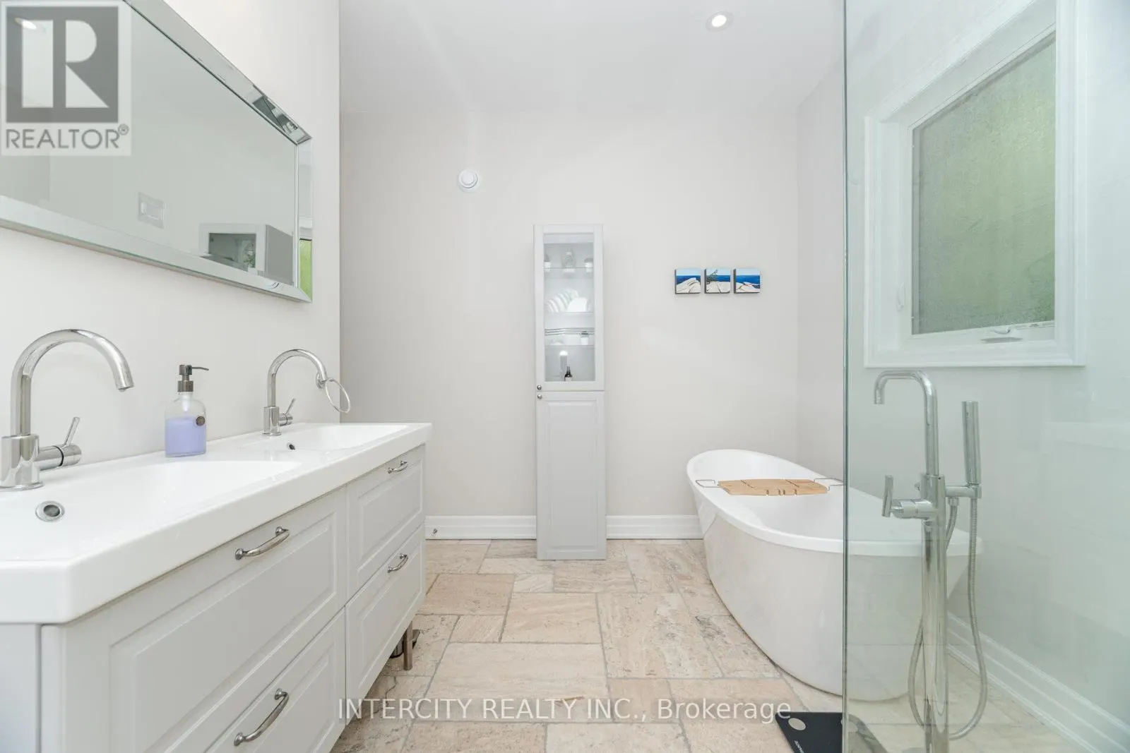 41 TALL PINES DRIVE
