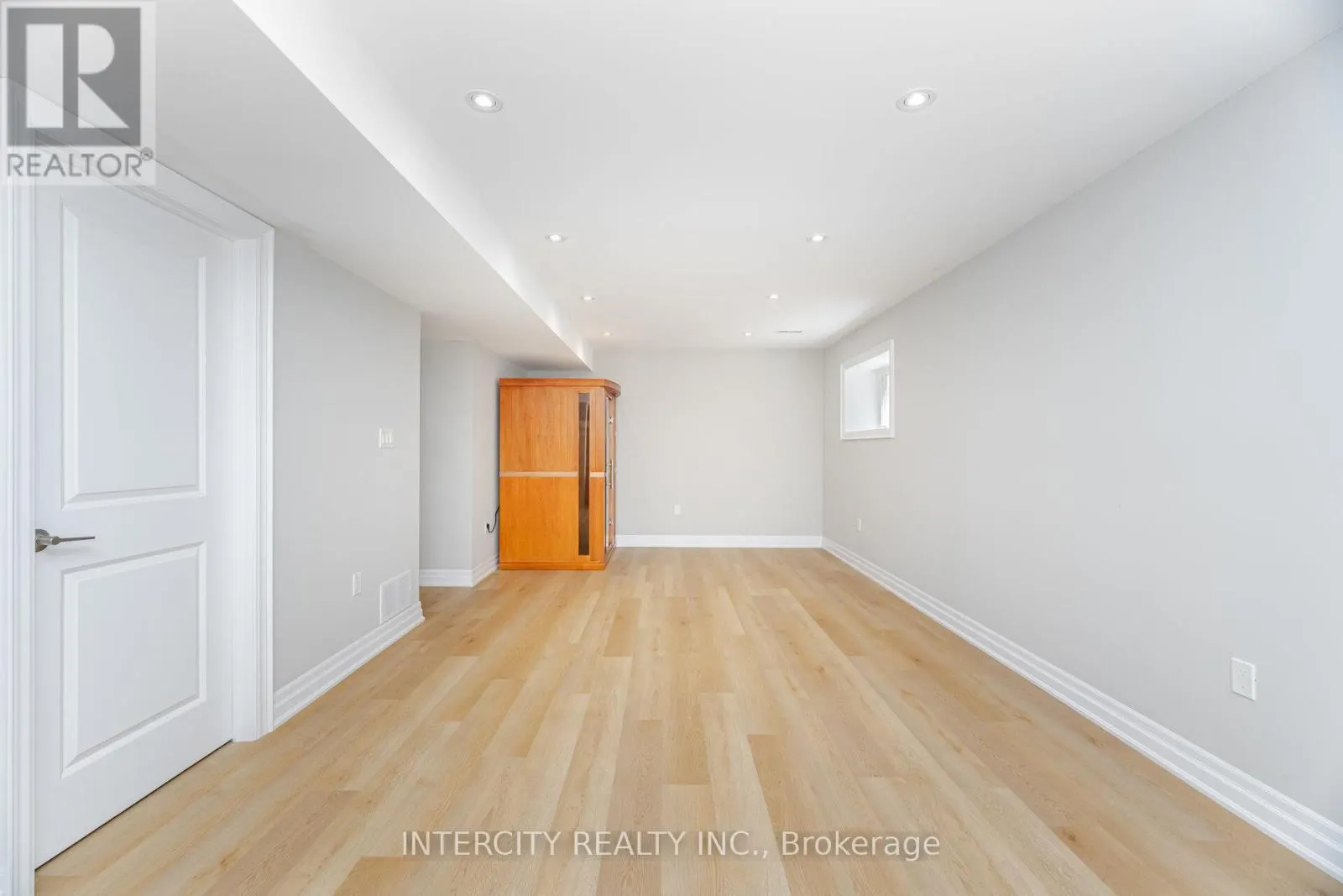 41 TALL PINES DRIVE