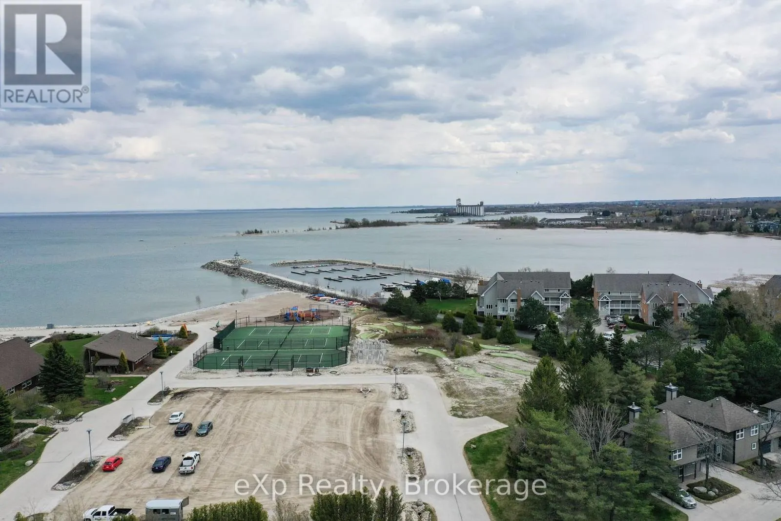 337 MARINERS WAY