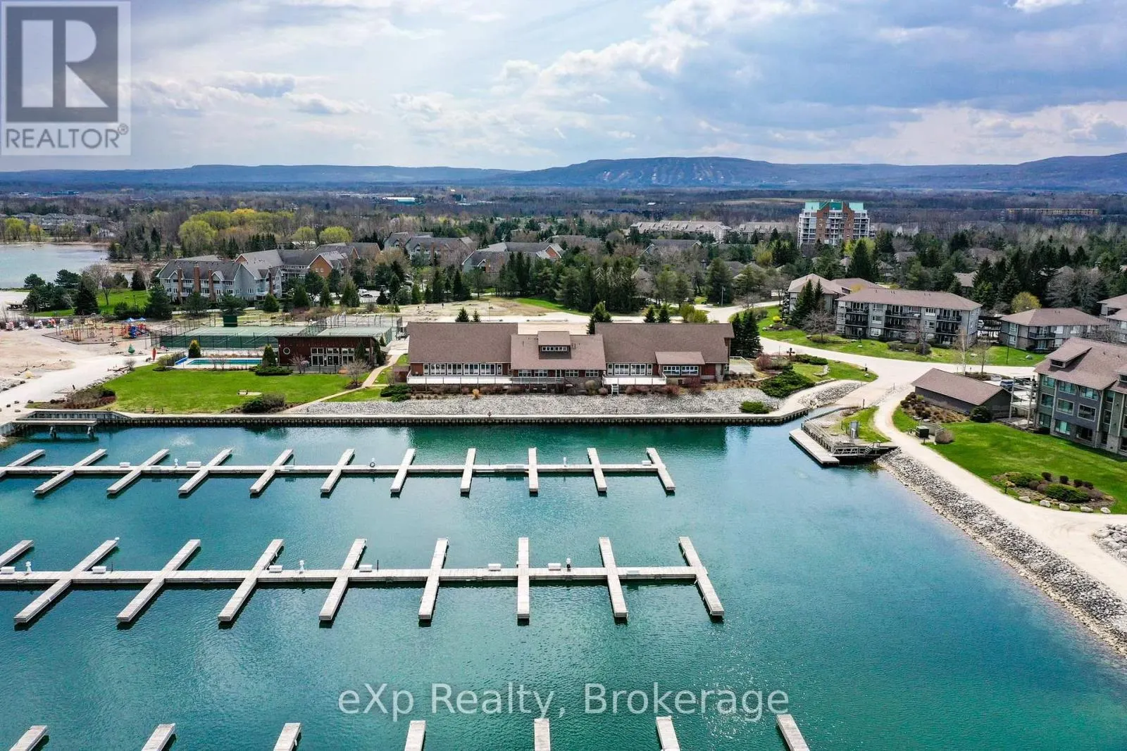 337 MARINERS WAY
