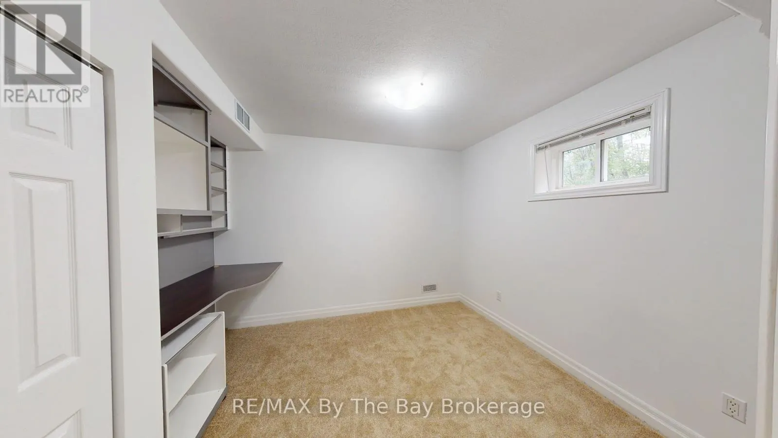 139 DYER DRIVE
