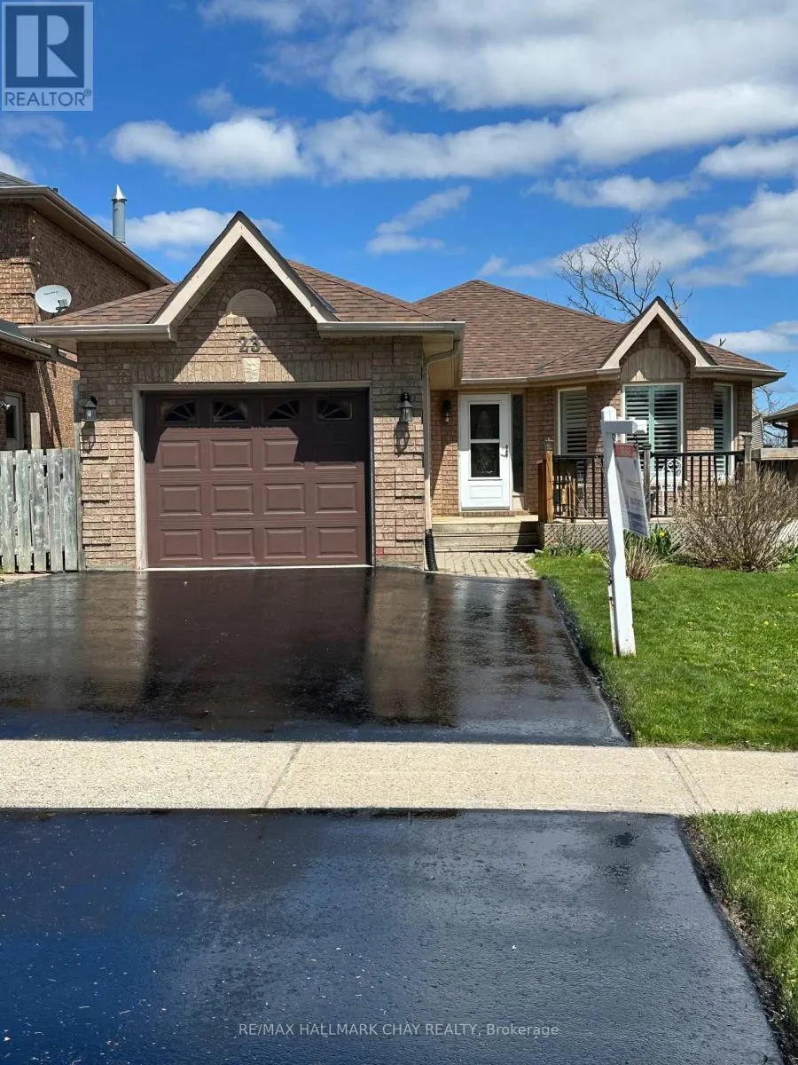 23 GRASETT CRESCENT
