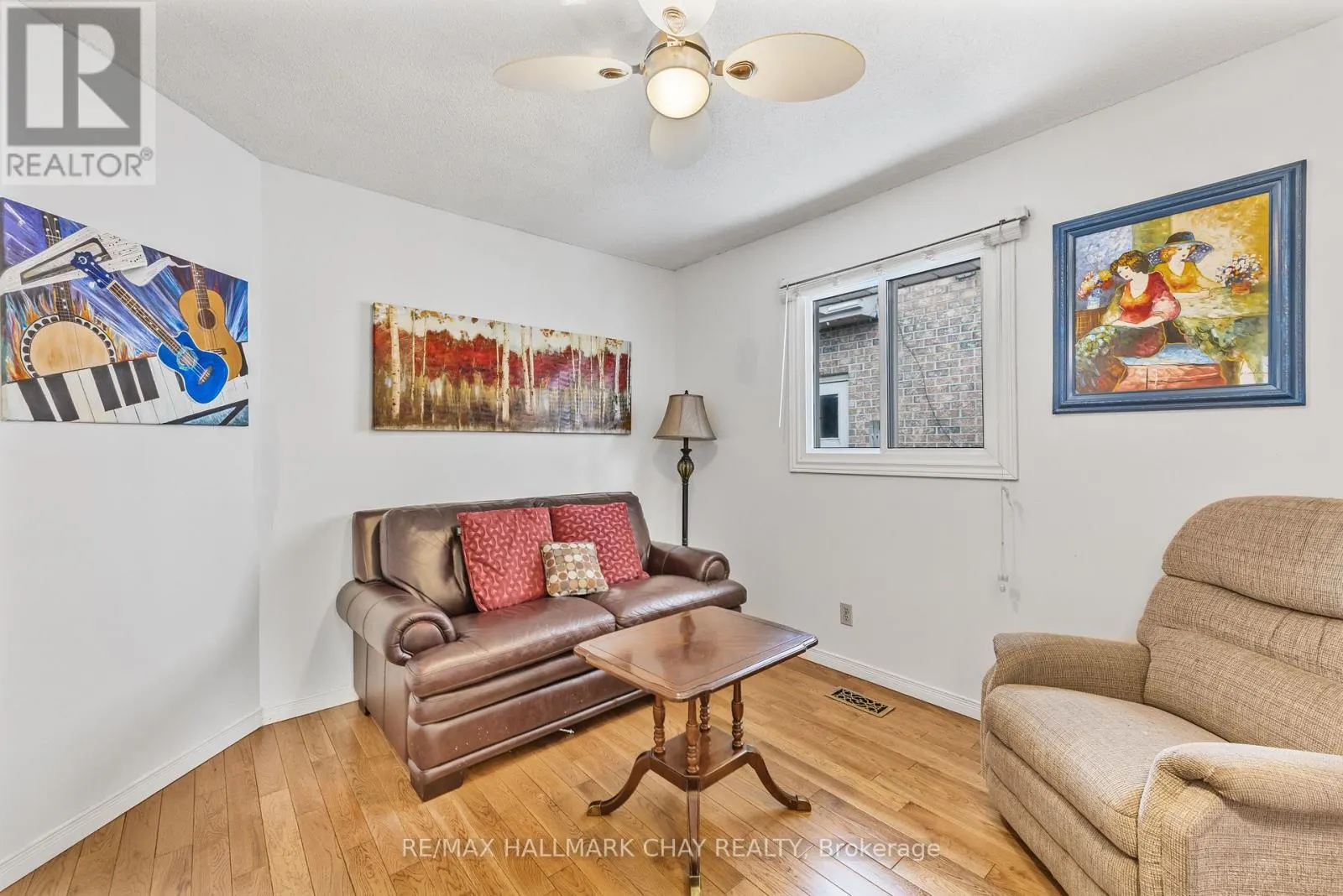 23 GRASETT CRESCENT