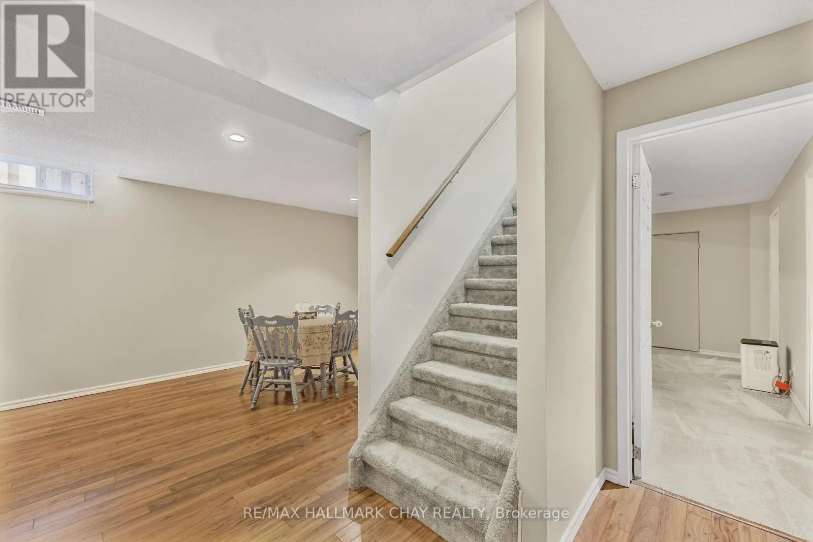 23 GRASETT CRESCENT