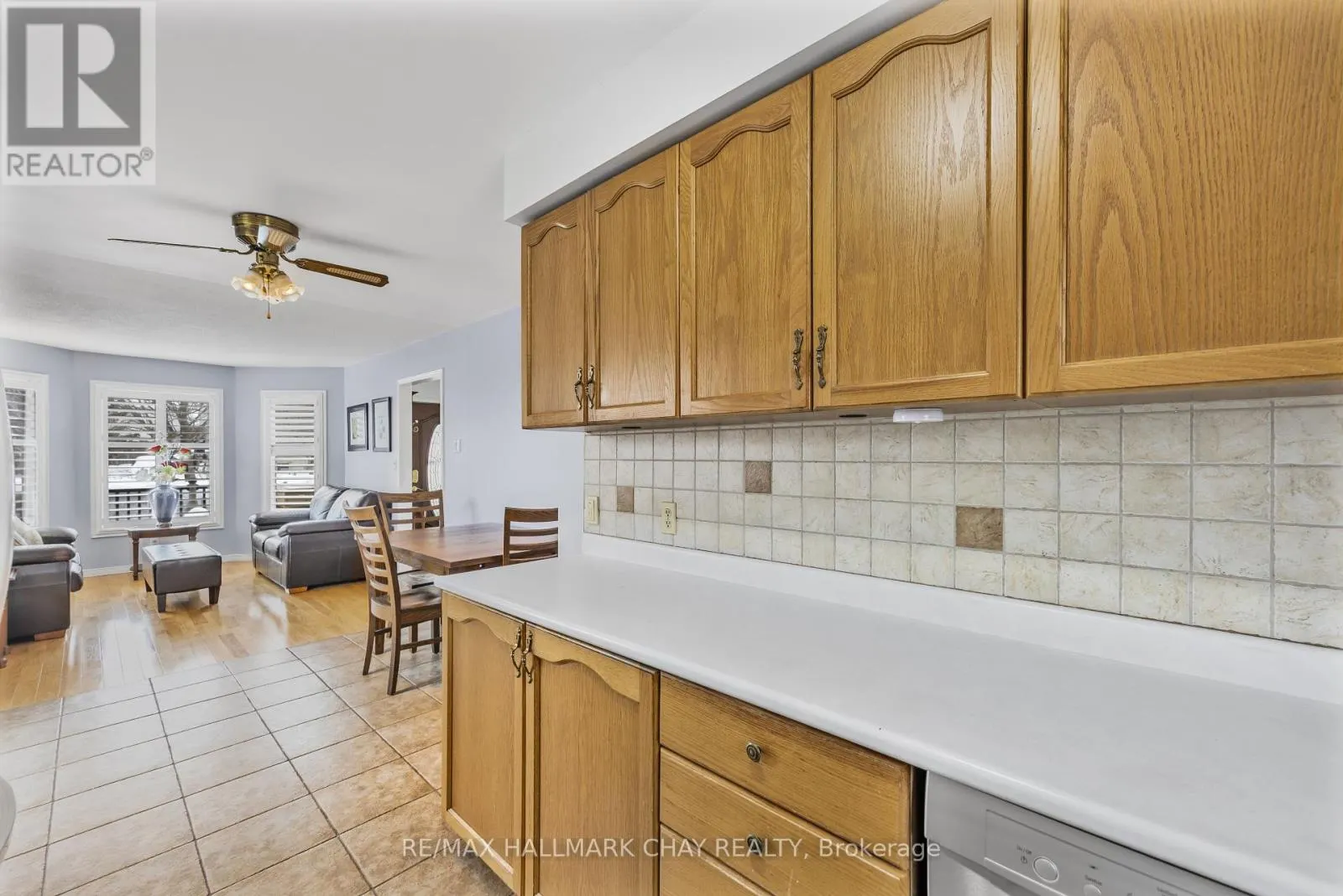 23 GRASETT CRESCENT