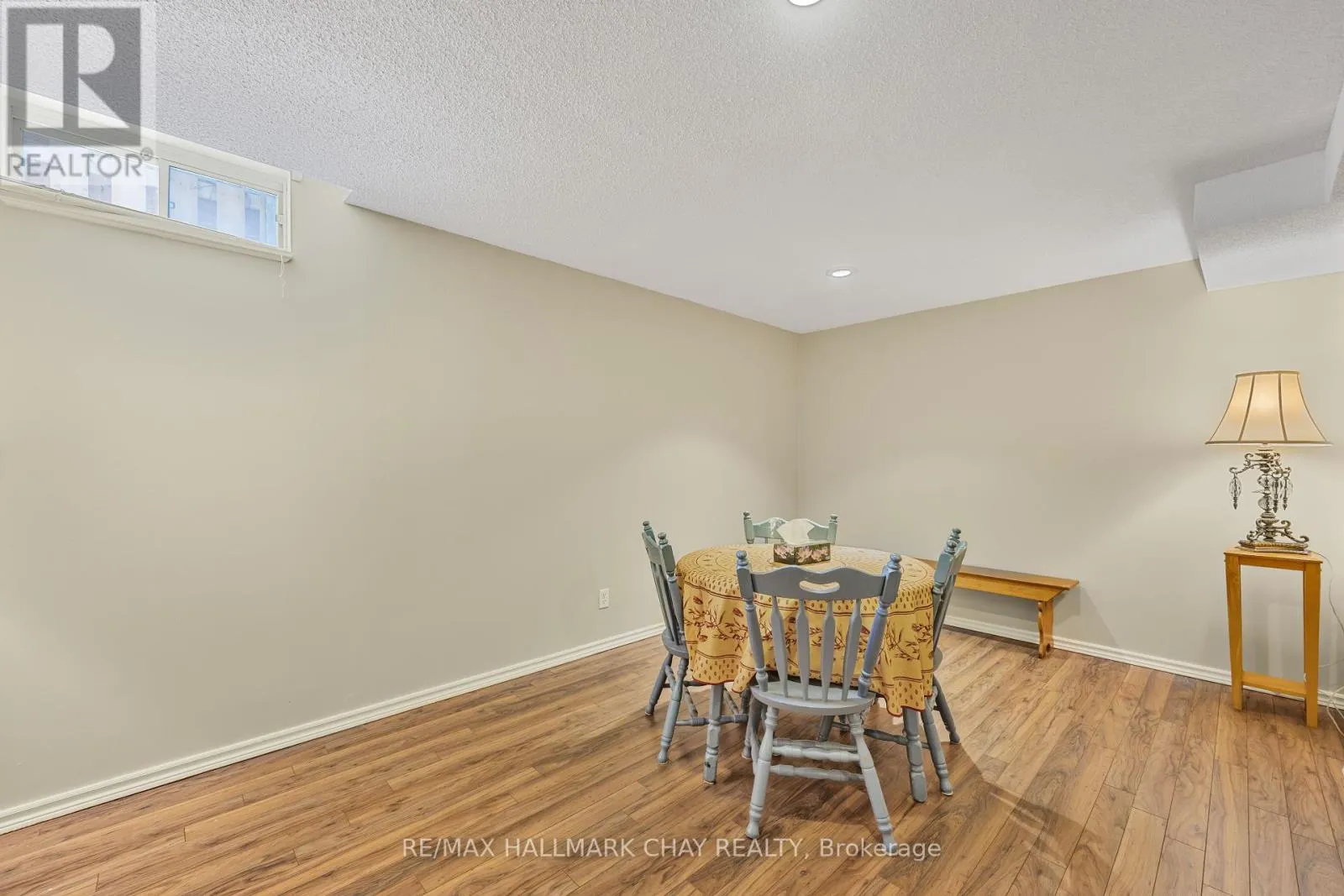 23 GRASETT CRESCENT