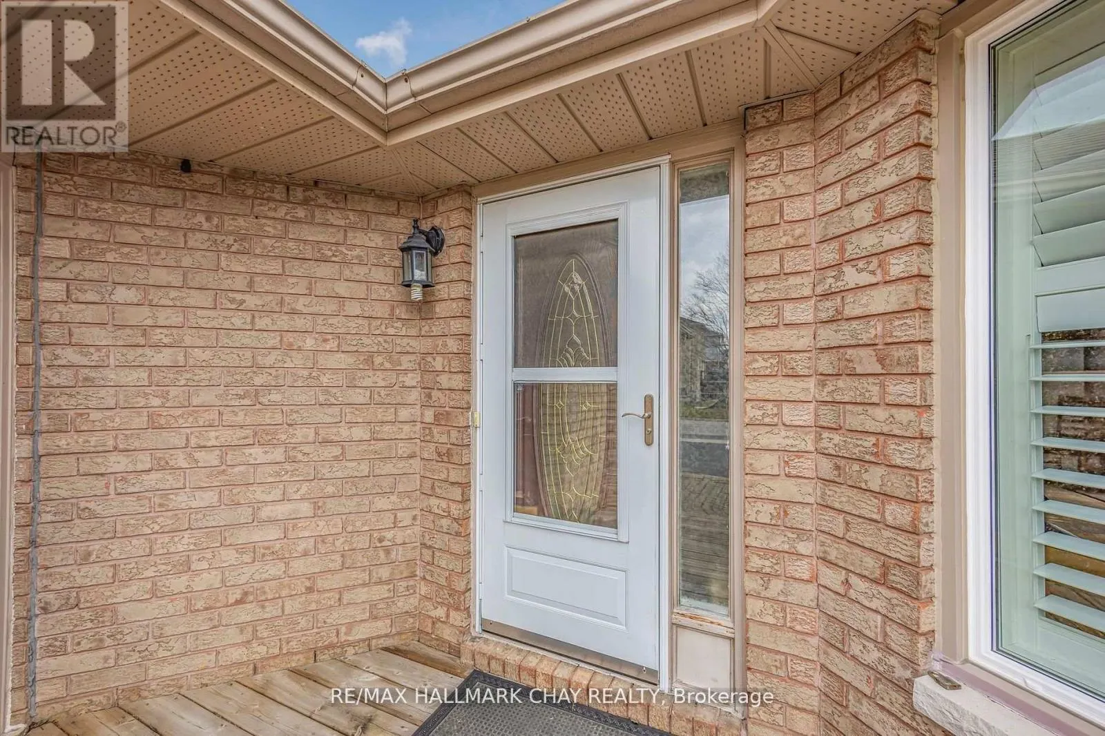 23 GRASETT CRESCENT