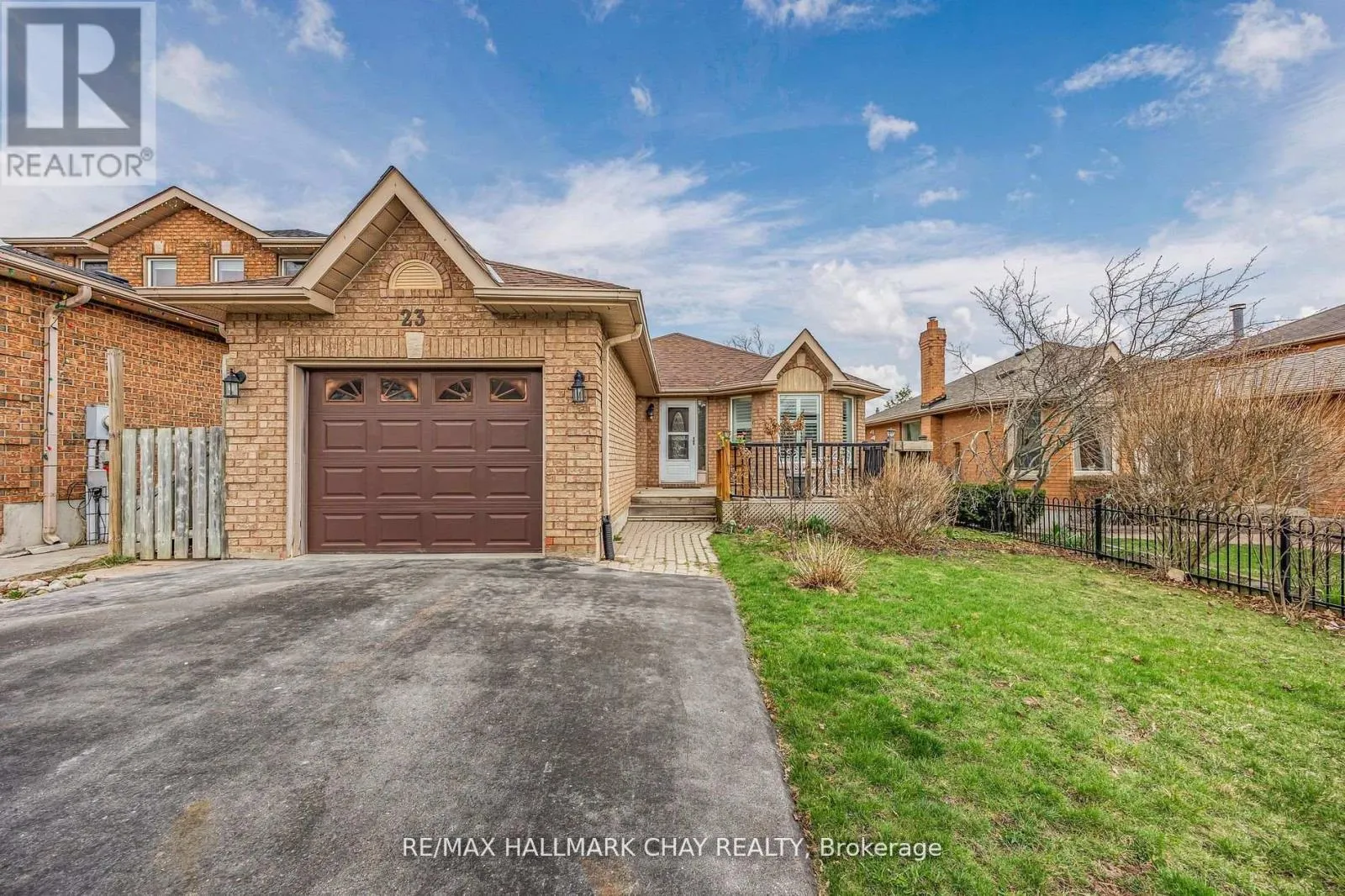23 GRASETT CRESCENT