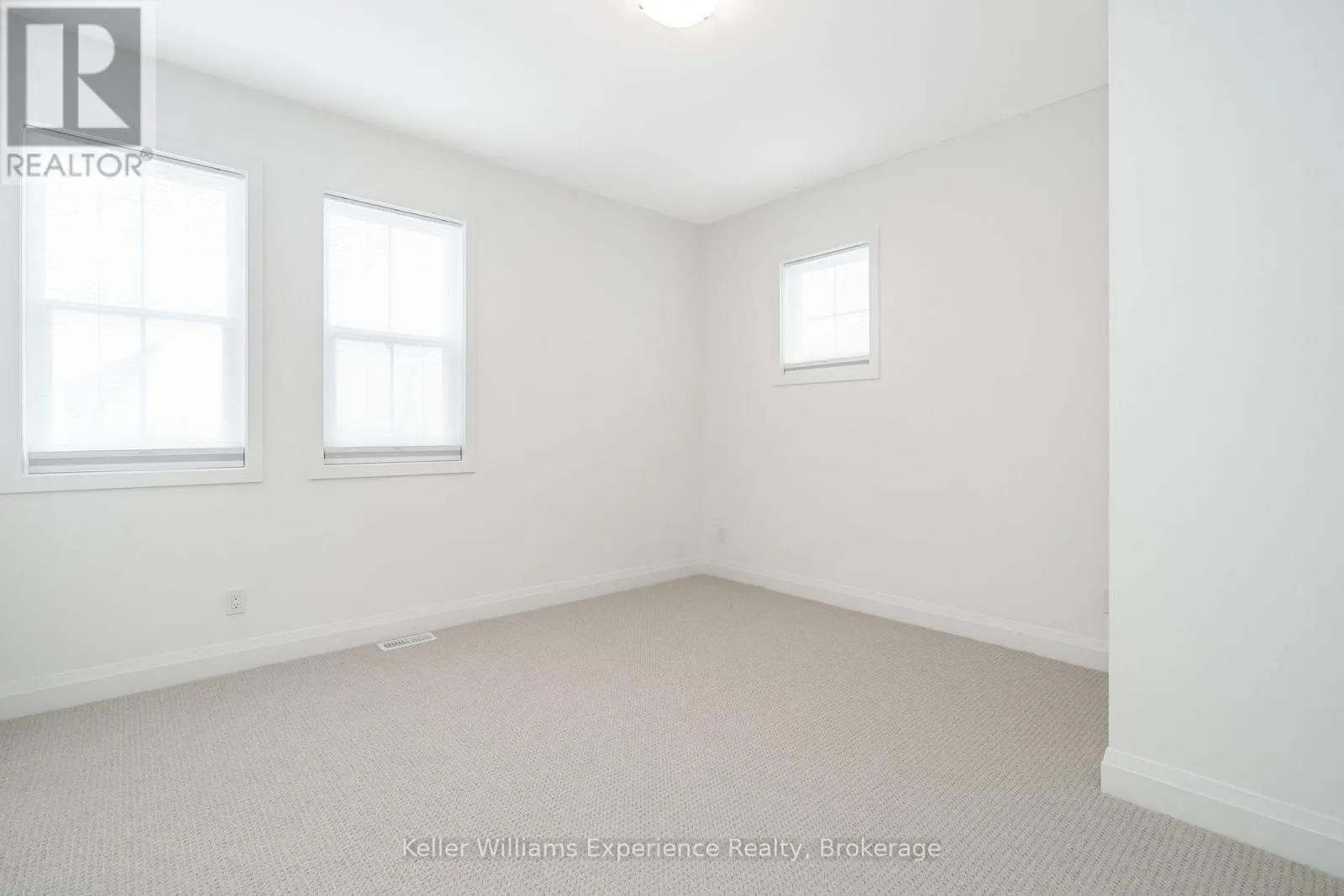 24 DANIELLE CRESCENT