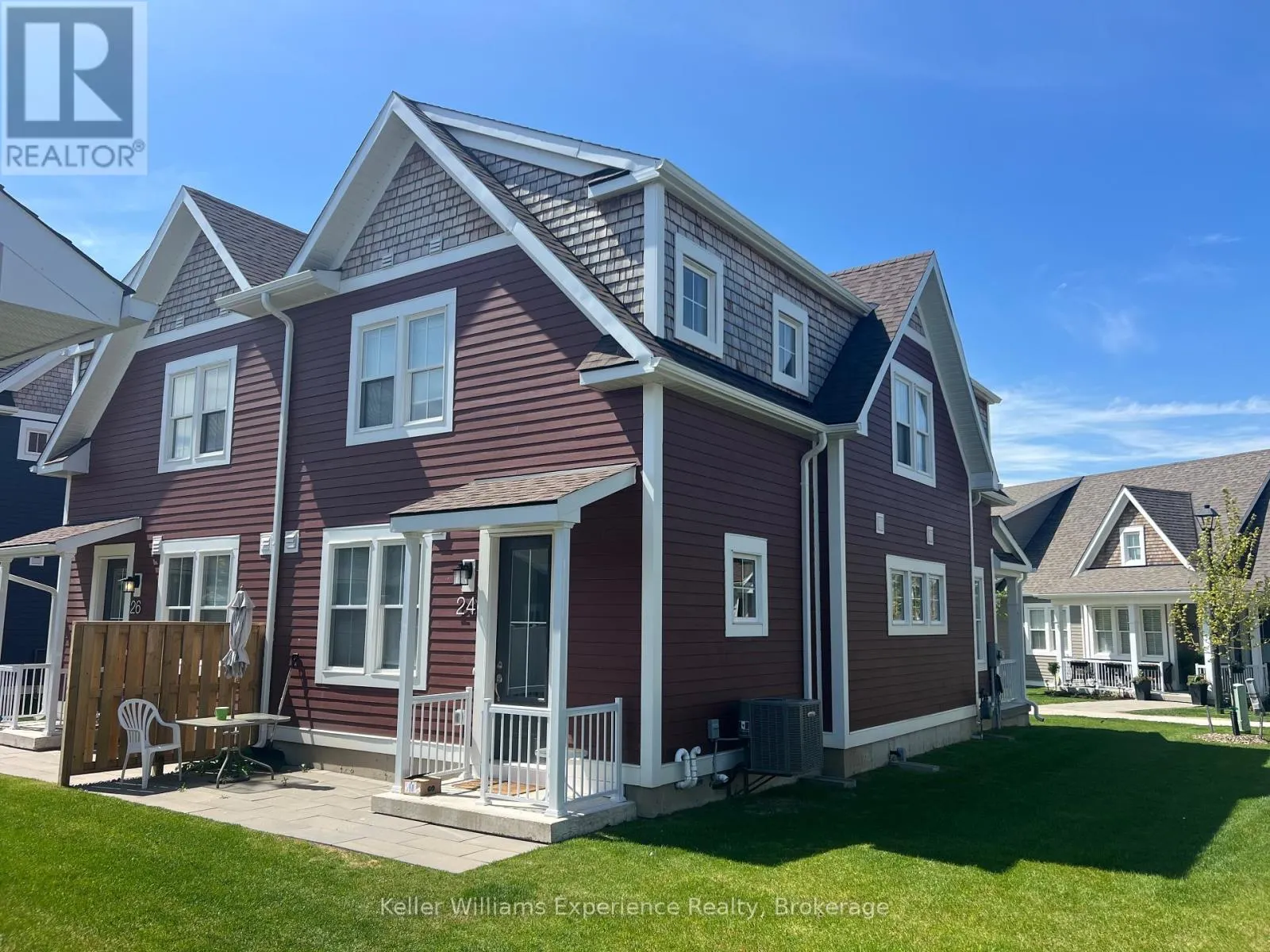 24 DANIELLE CRESCENT