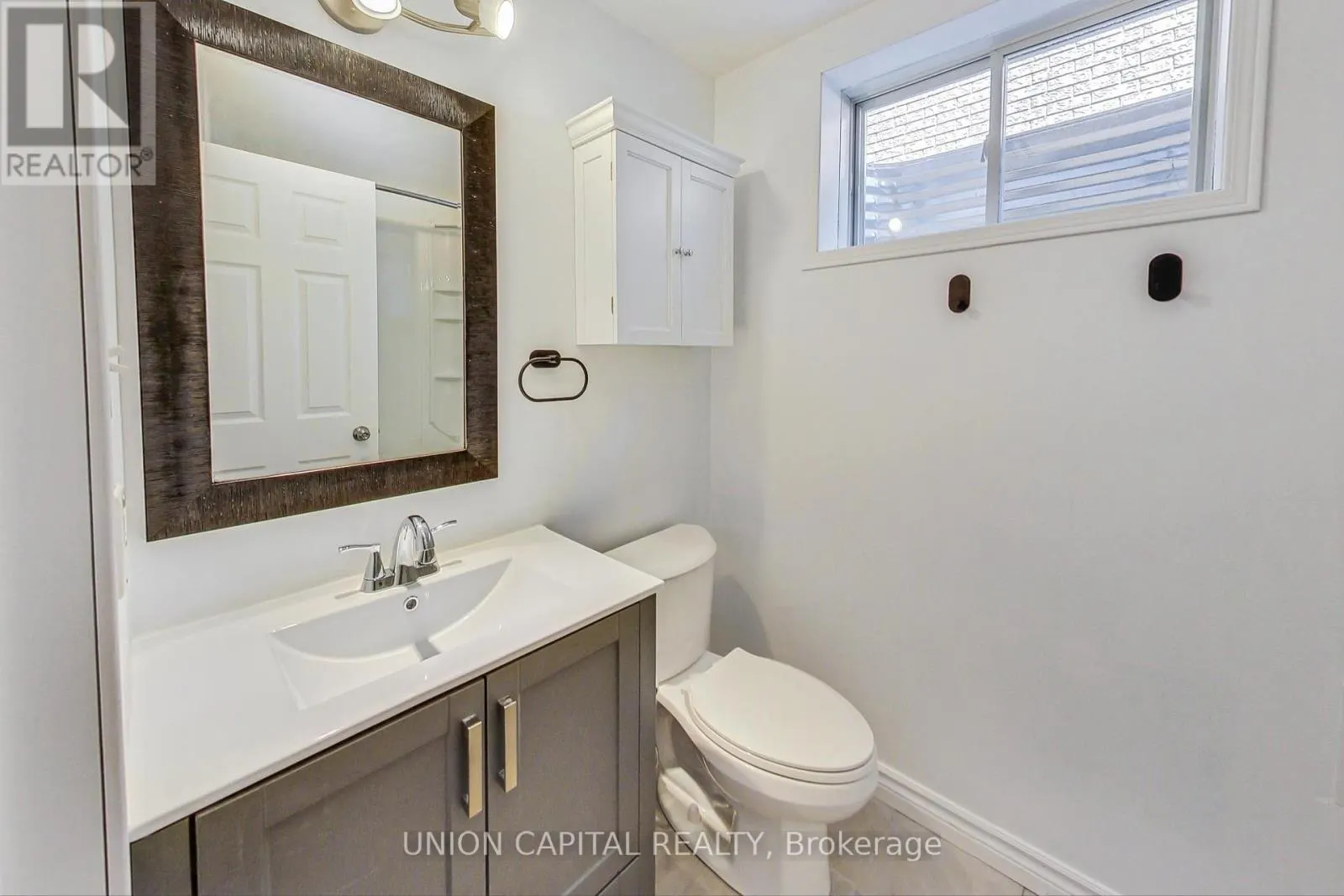 BSMT - 10 BUTTERNUT DRIVE