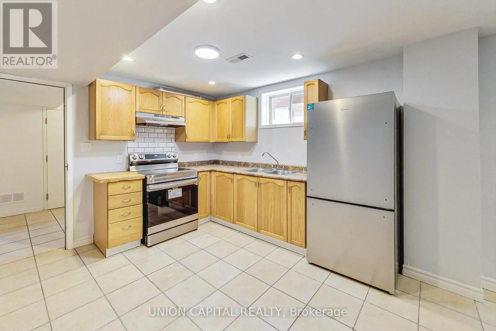 BSMT - 10 BUTTERNUT DRIVE