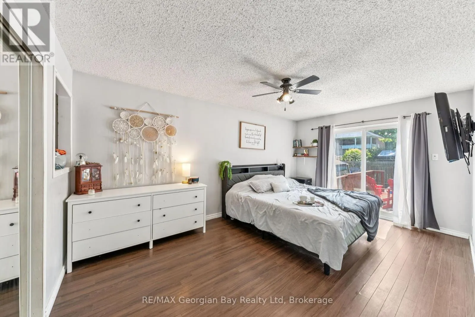 86 MCARTHUR DRIVE