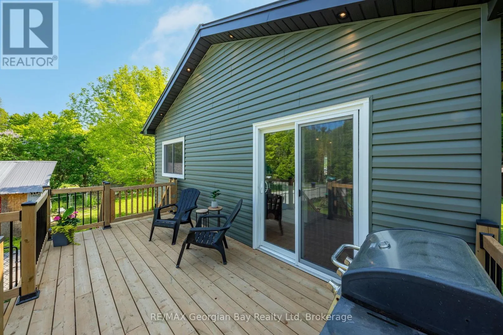 86 MCARTHUR DRIVE