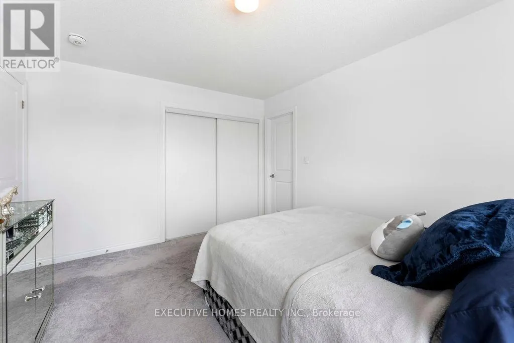 23 KINGSBURY TRAIL