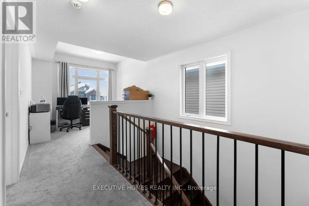 23 KINGSBURY TRAIL