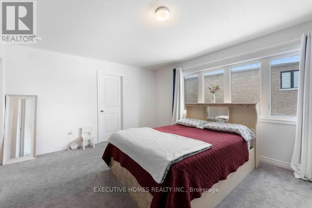 23 KINGSBURY TRAIL