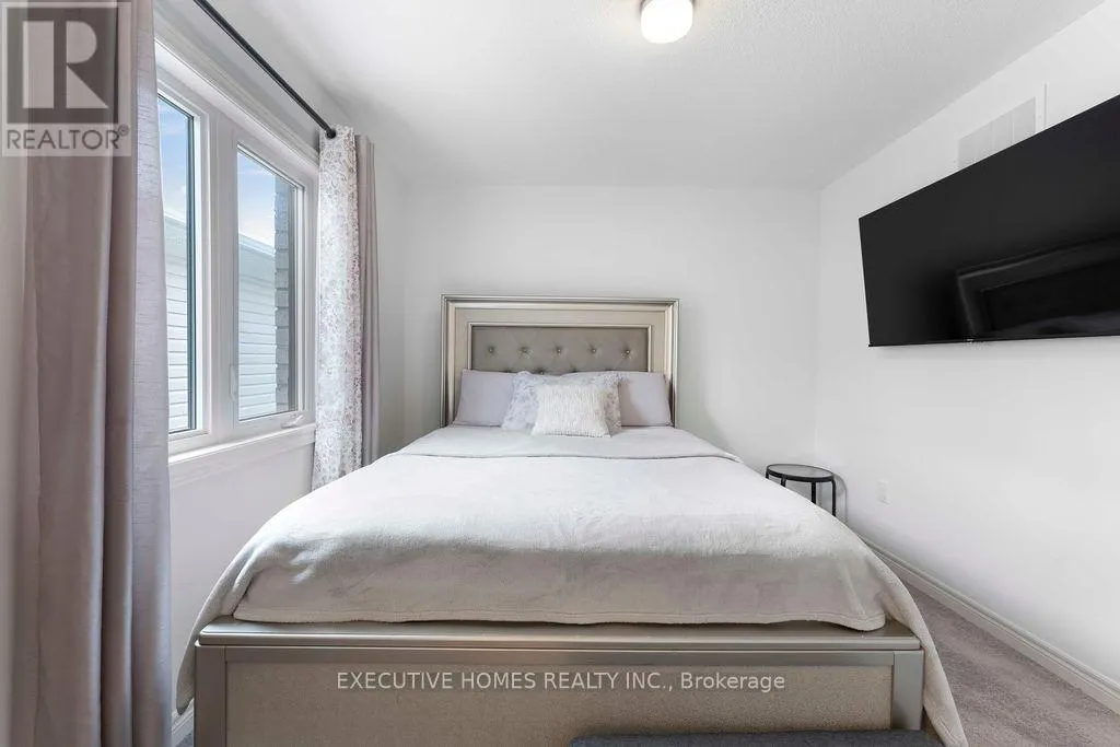 23 KINGSBURY TRAIL