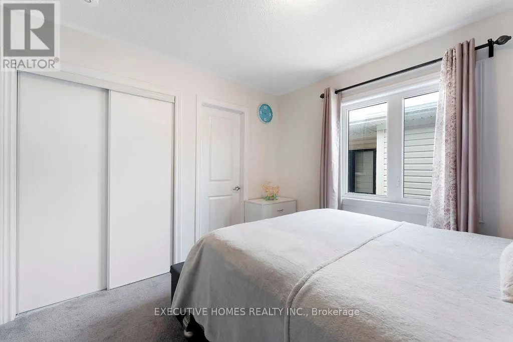 23 KINGSBURY TRAIL