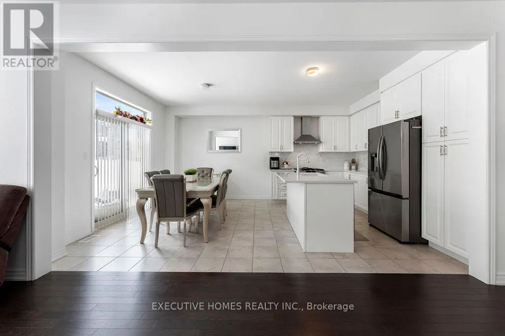 23 KINGSBURY TRAIL