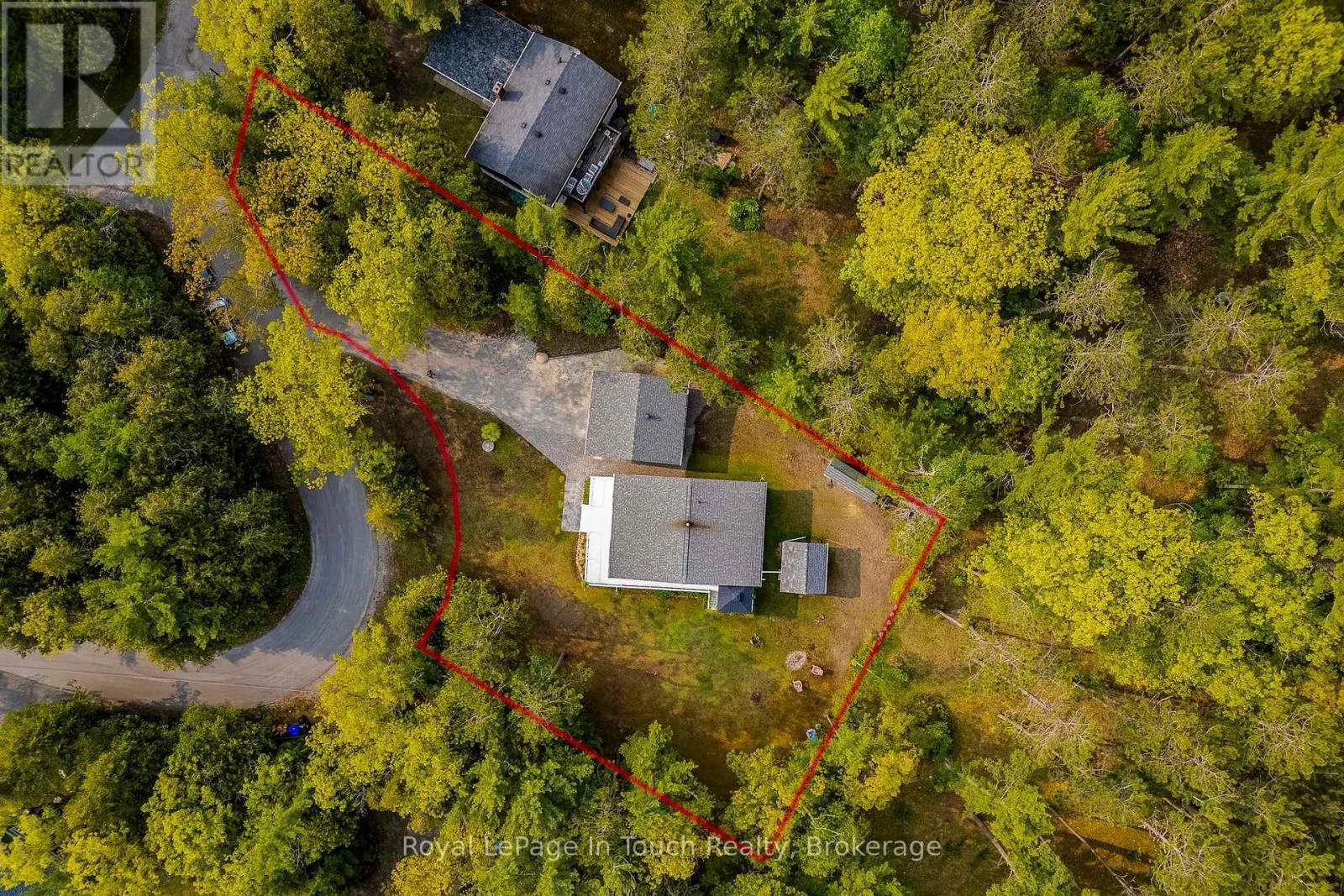 21 MOONLIGHT COURT