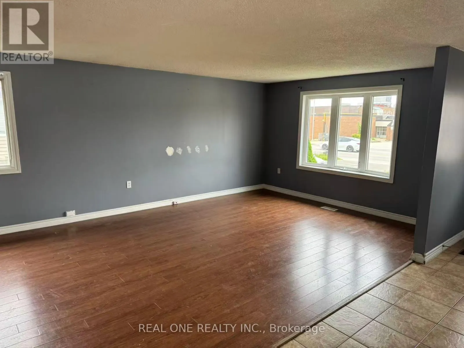 UPPER - 420 GROVE STREET E