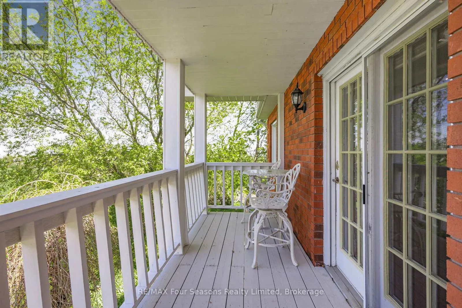 3 SYDENHAM TRAIL E