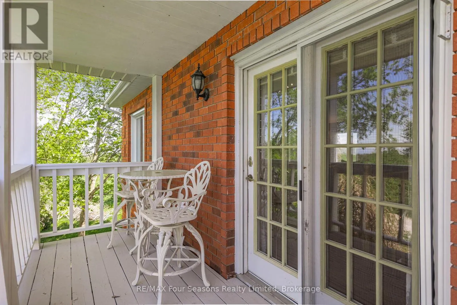 3 SYDENHAM TRAIL E