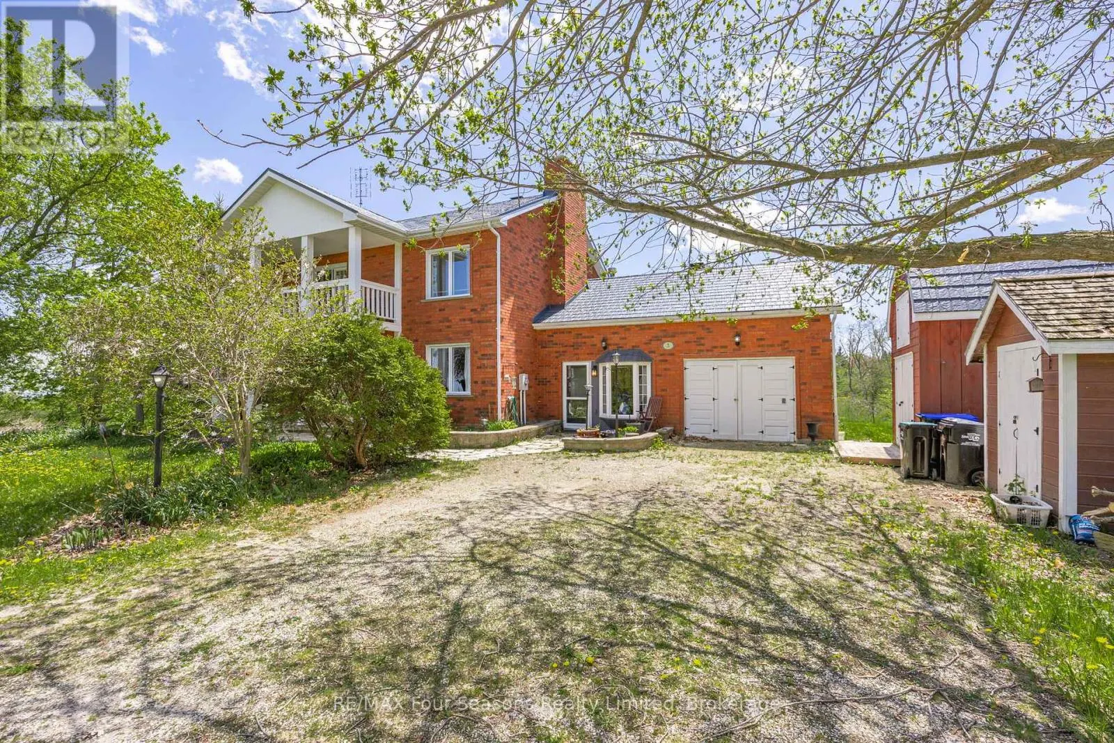 3 SYDENHAM TRAIL E