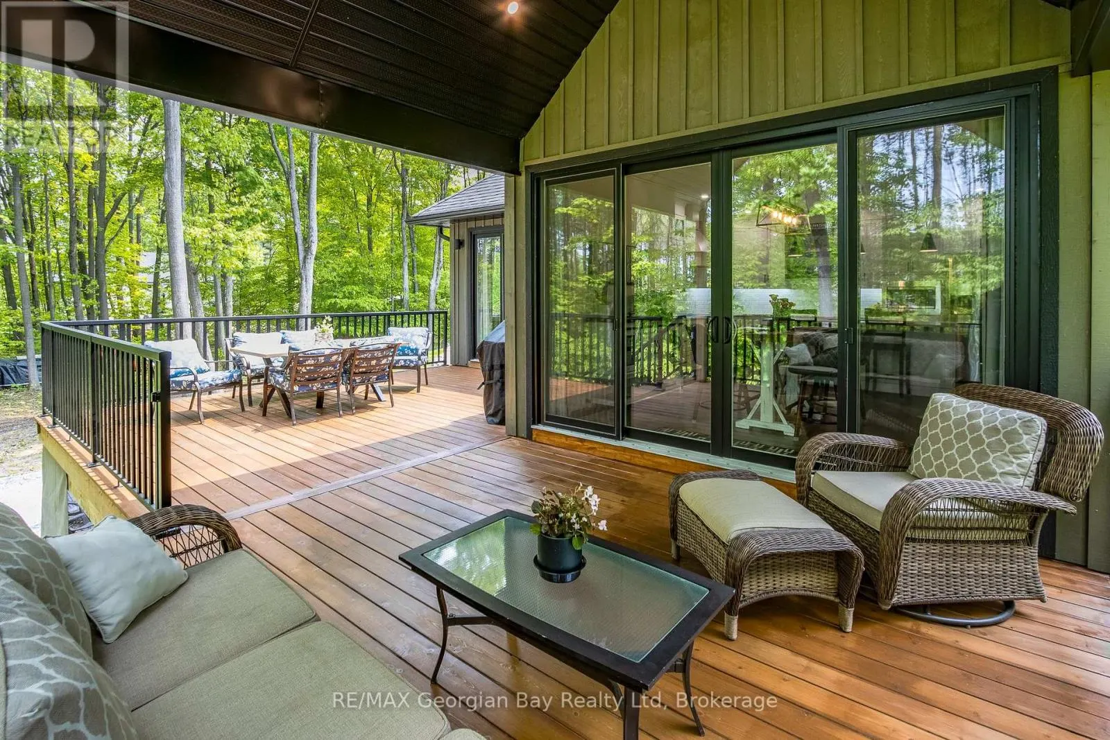 50 WINDERMERE CIRCLE