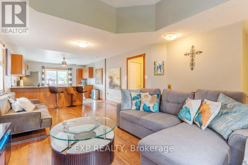 UPPER - 74 SHALOM WAY