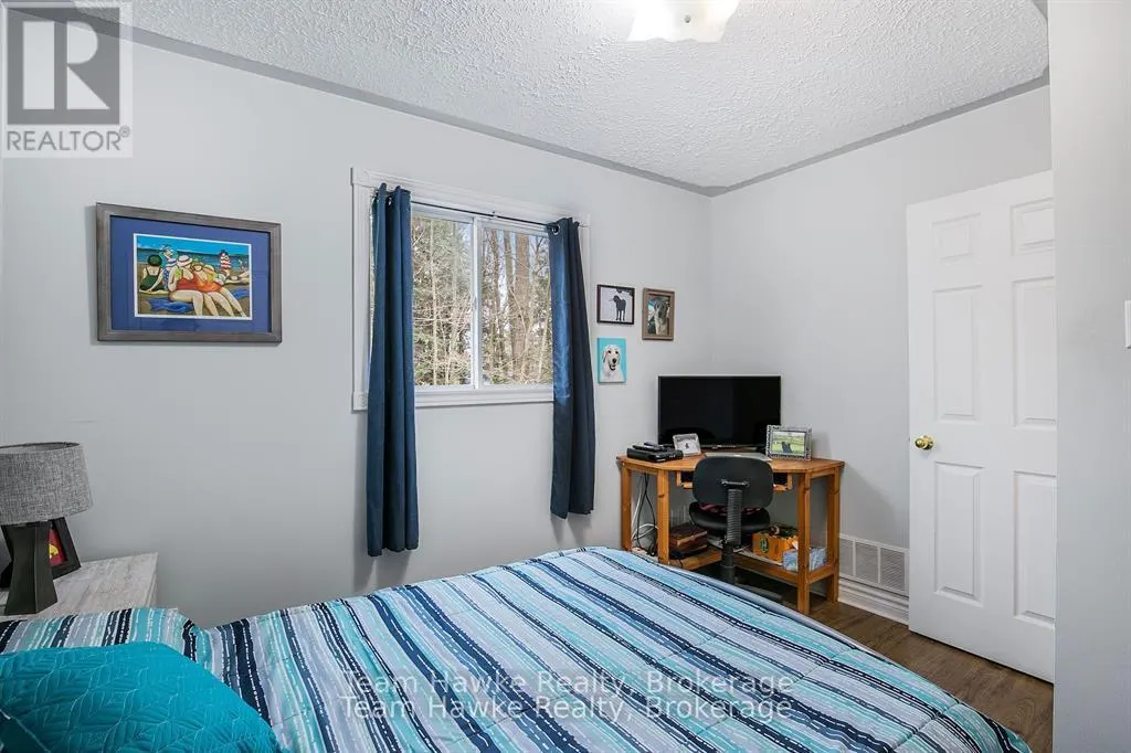 22 LAURIER BOULEVARD