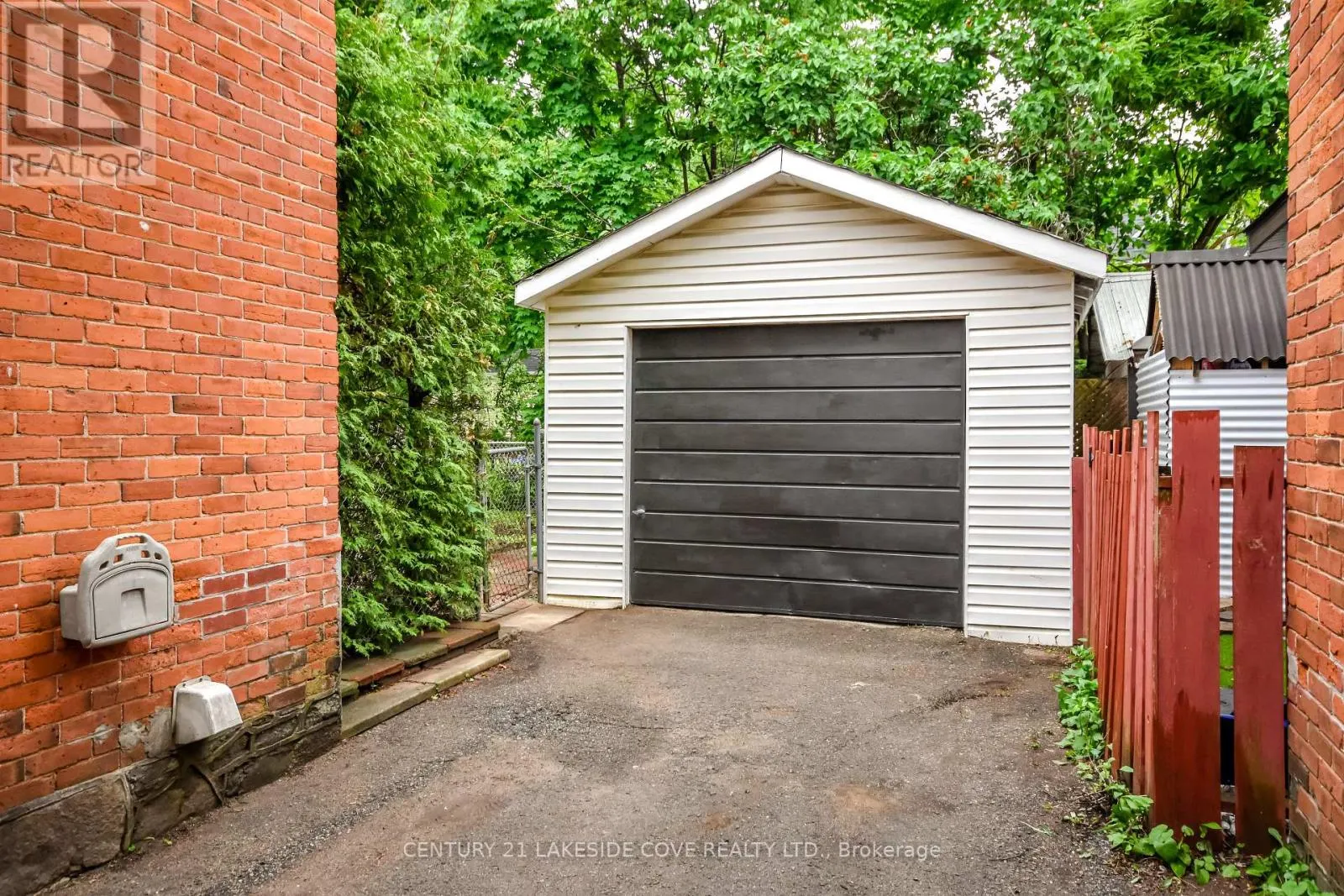 74 PENETANG STREET