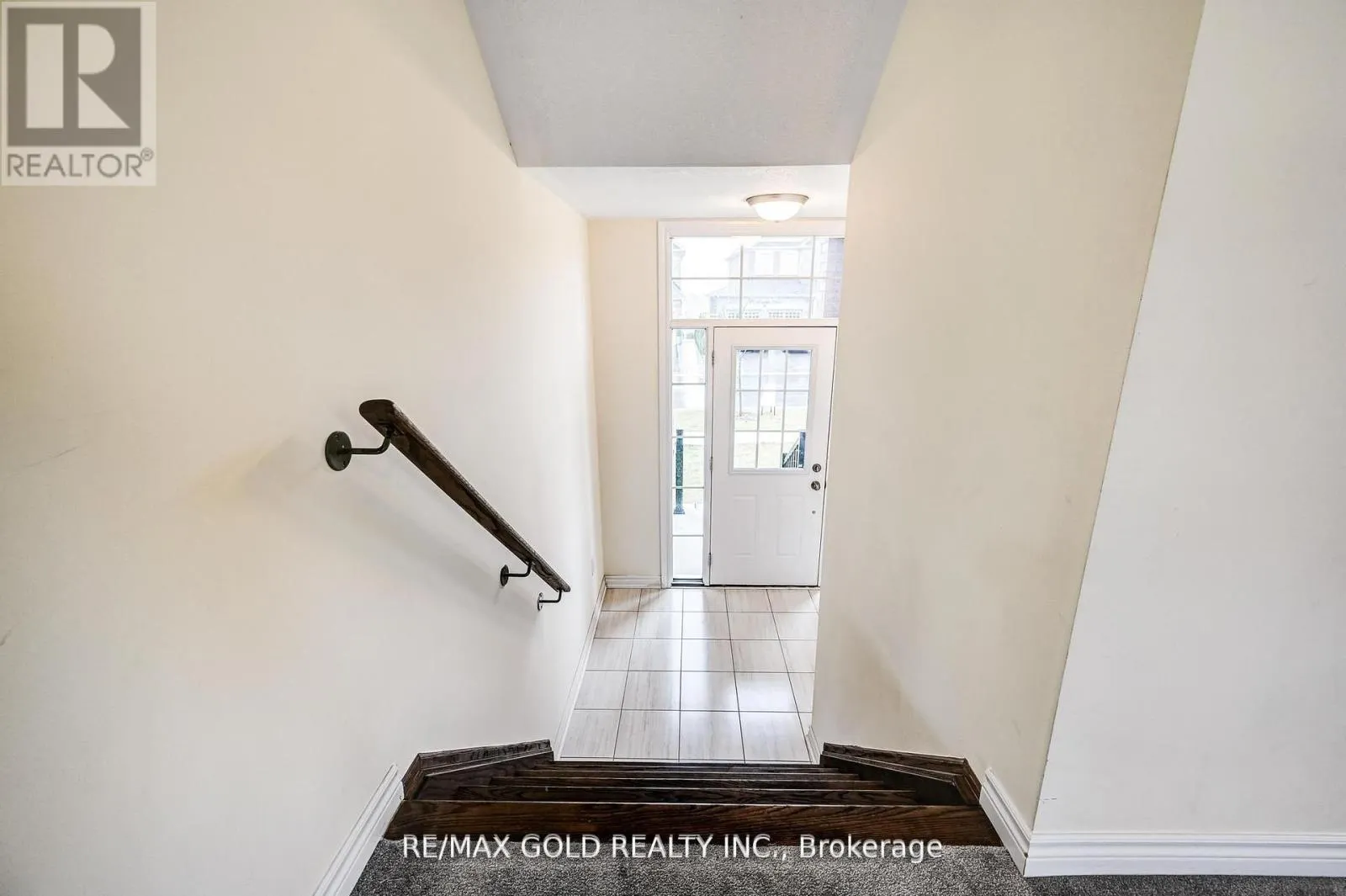 84 ATLANTIS DRIVE W