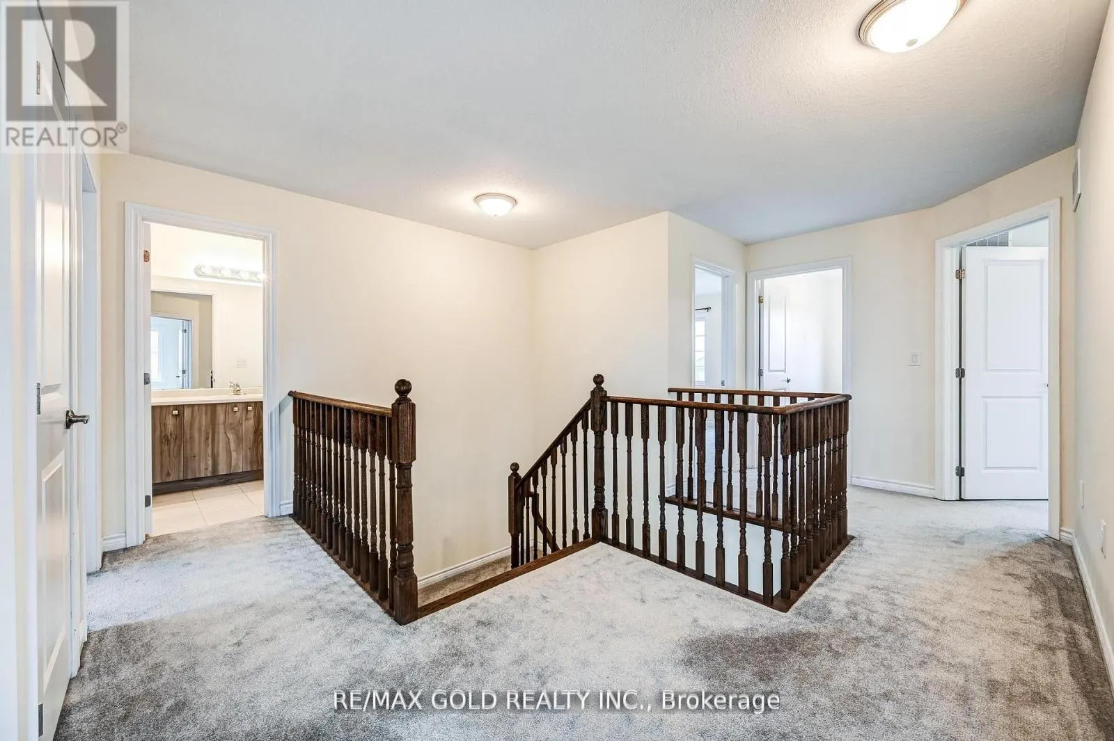 84 ATLANTIS DRIVE W