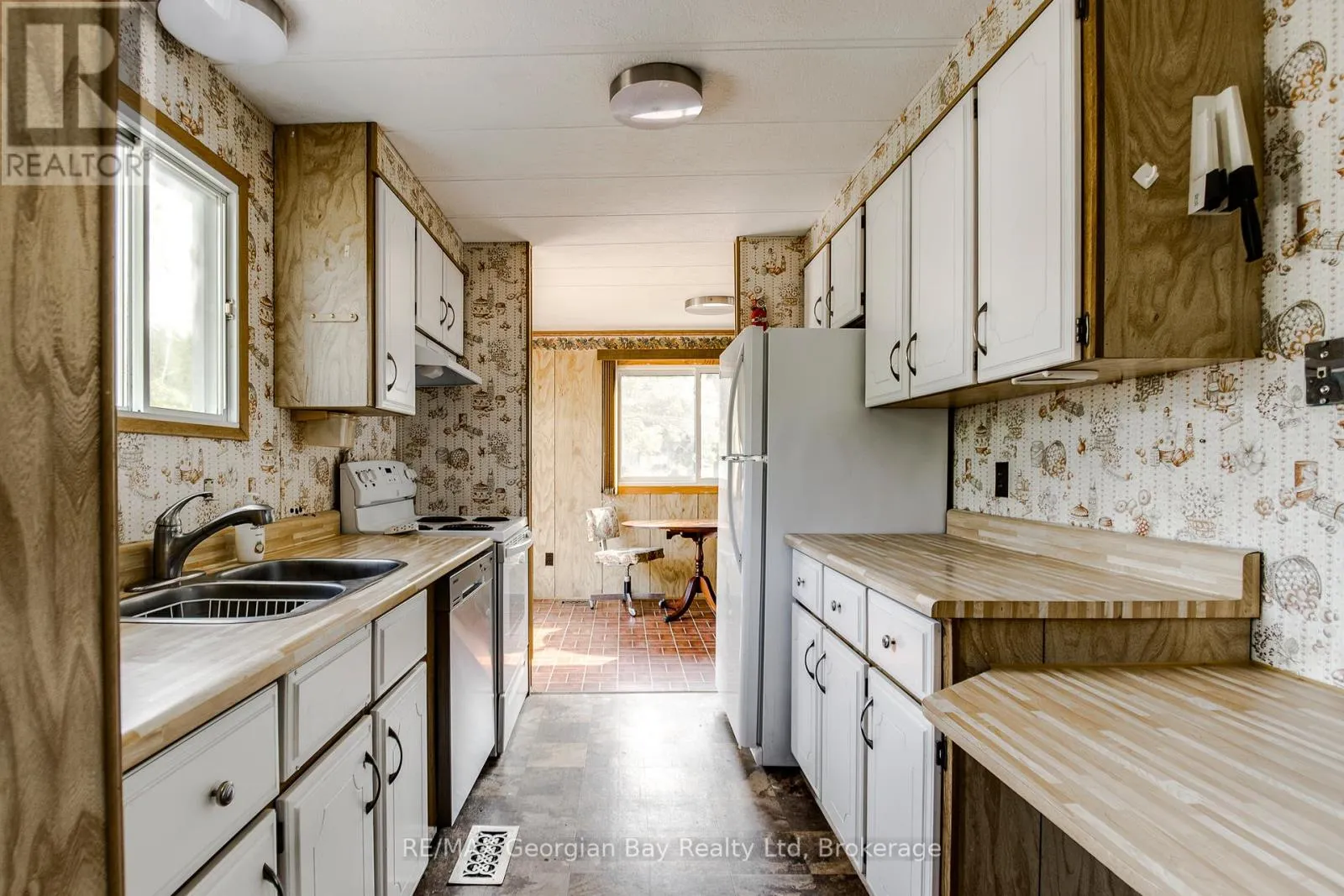 58 - 5263 ELLIOTT SIDE ROAD, #58